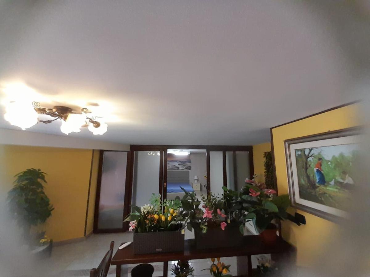 B&B Caravaggio San Donaci Экстерьер фото