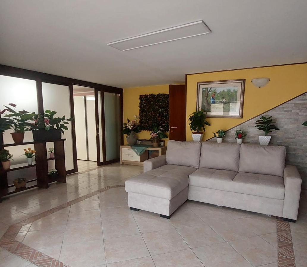 B&B Caravaggio San Donaci Экстерьер фото