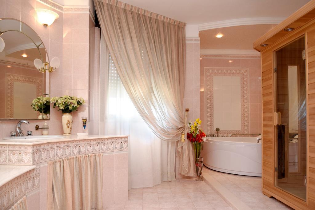 B&B Caravaggio San Donaci Экстерьер фото